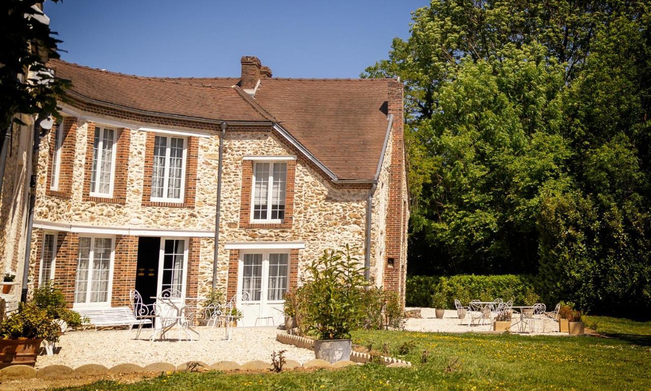 Le Petit Chateau Baye  Esterno foto