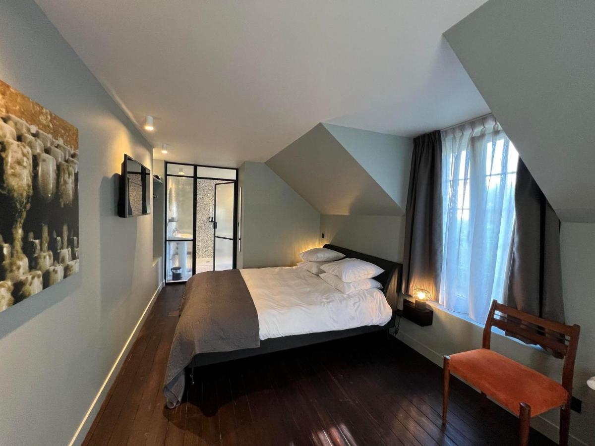 Le Petit Chateau Baye  Esterno foto